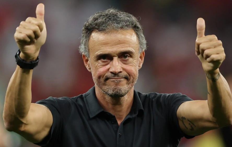 FIFA年度颁奖盛典：恩里克加冕2025年度最佳教练桂冠