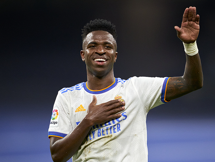 皇马大胜后维尼修斯谈帕奎塔回归弗拉门戈展望