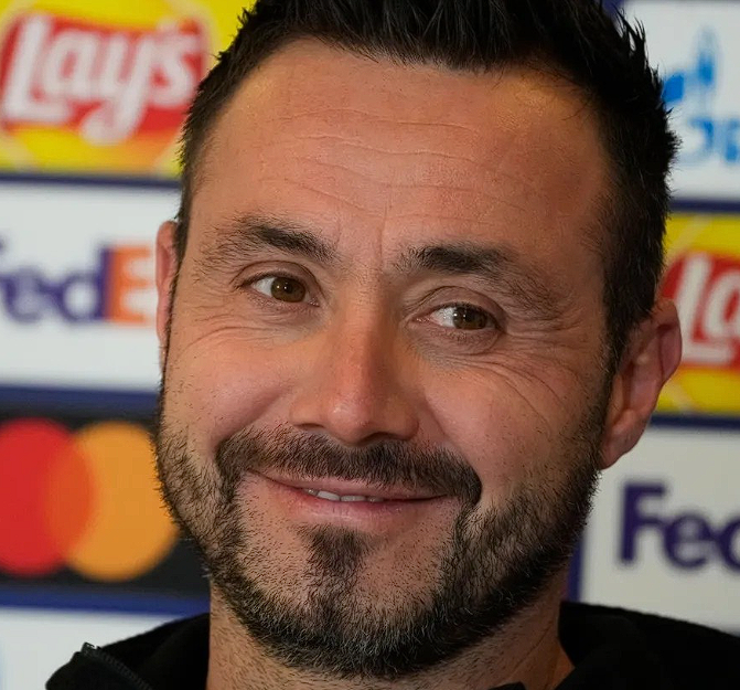 热刺选帅动态：德泽尔比成目标，临时主帅人选亦受关注